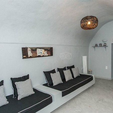 Nonis Apartments ฟิรา ภายนอก รูปภาพ